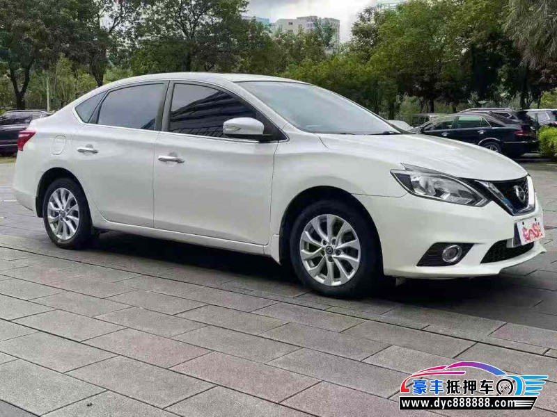 17年日产轩逸轿车抵押车出售