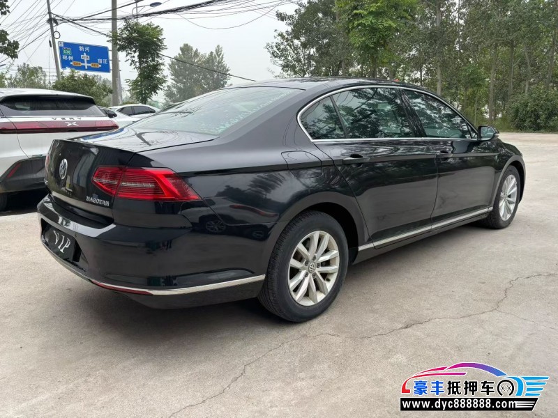 18年大众迈腾轿车抵押车出售