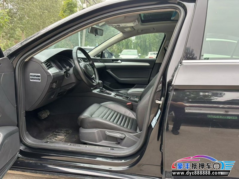 18年大众迈腾轿车抵押车出售