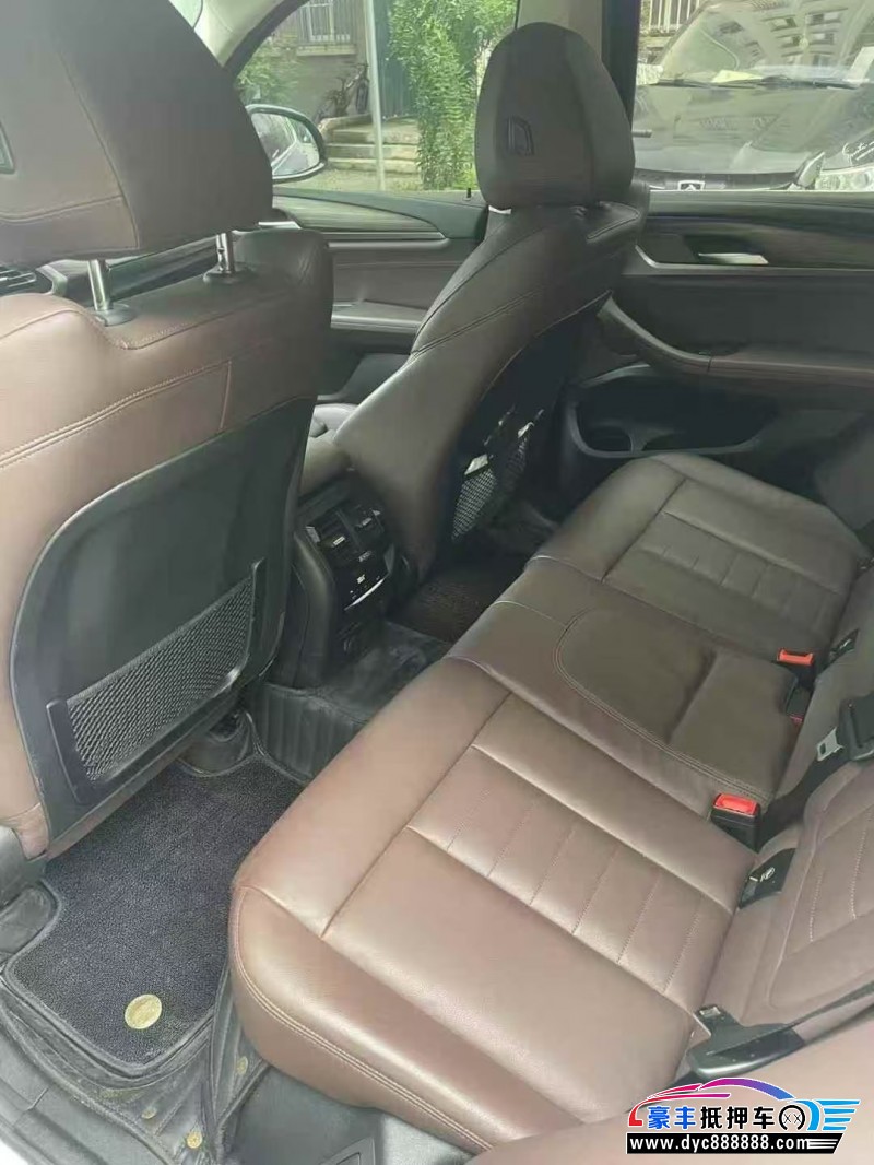 19年宝马X3轿车抵押车出售