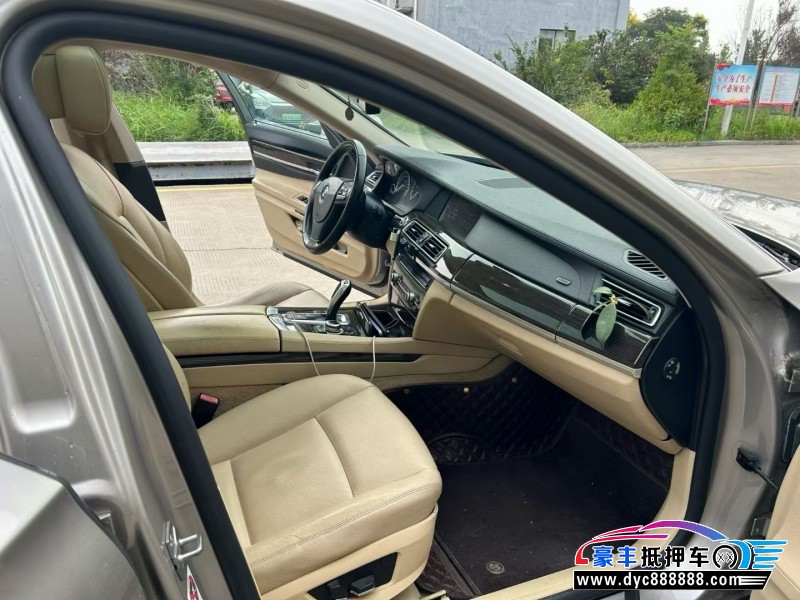 11年宝马7系轿车抵押车出售