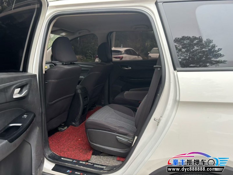 20年宝骏730轿车抵押车出售