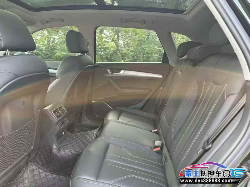 24年奥迪Q5轿车抵押车出售