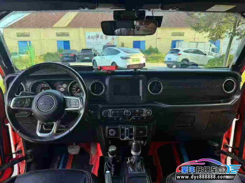 20年Jeep牧马人轿车抵押车出售