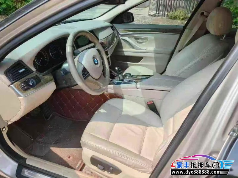 13年宝马5系轿车抵押车出售