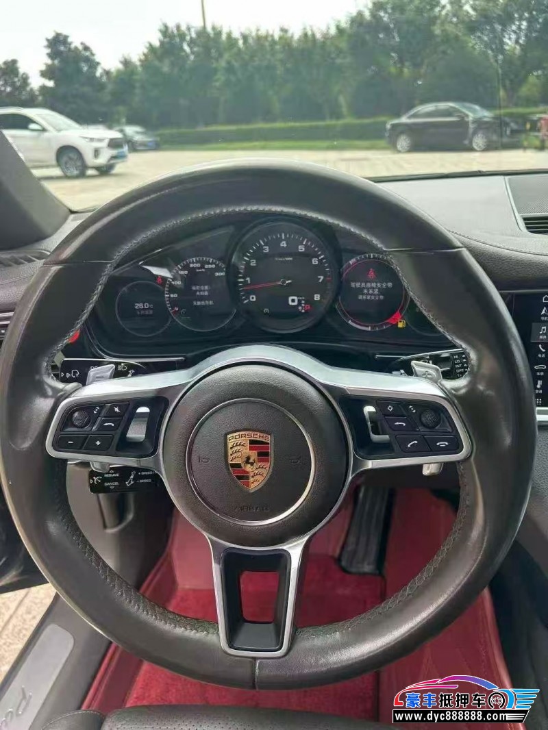 17年保时捷帕纳梅拉轿车抵押车出售