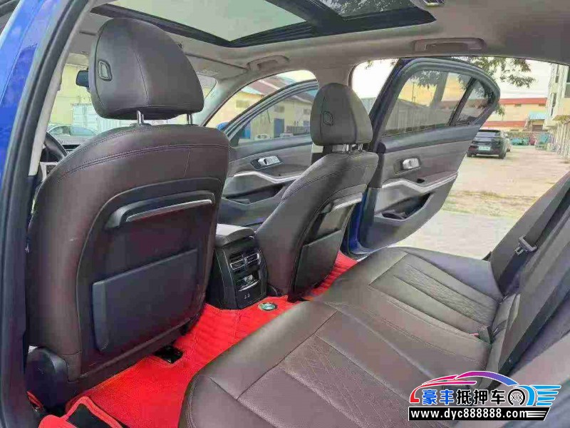 21年宝马3系轿车抵押车出售