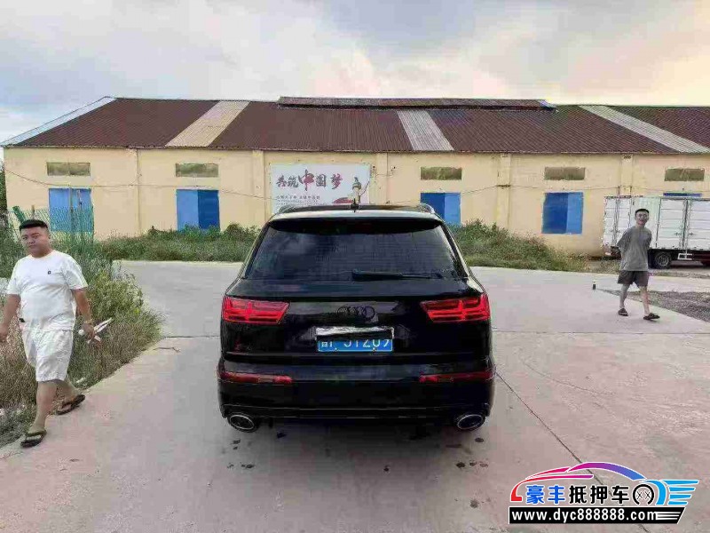 19年奥迪Q7轿车抵押车出售