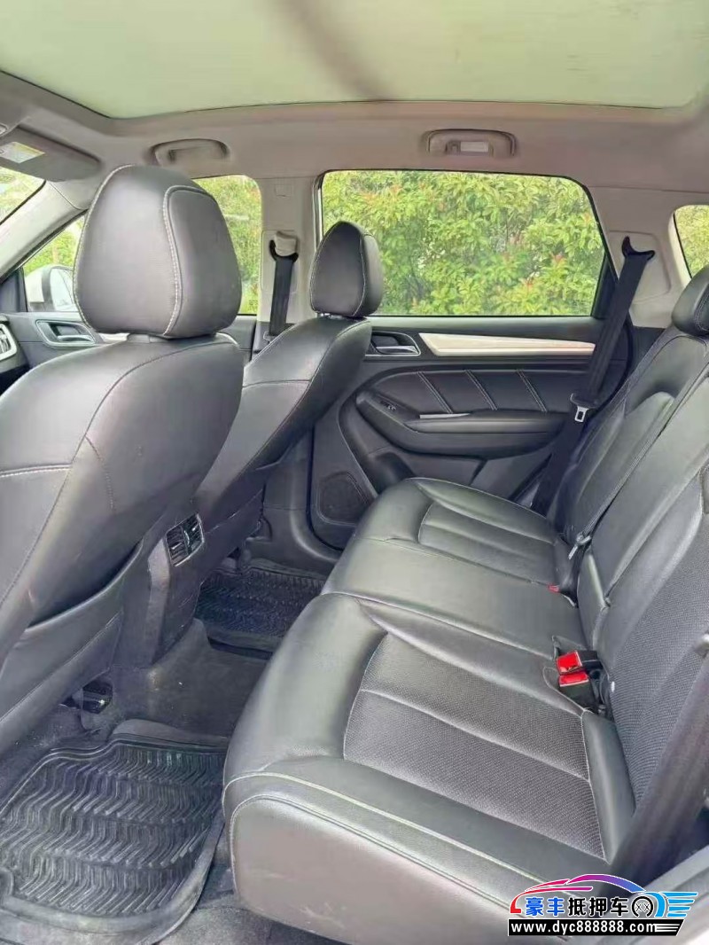 19年荣威ERX5轿车抵押车出售