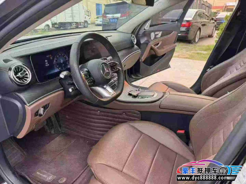 18年奔驰E轿车抵押车出售