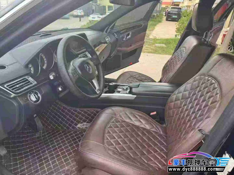 16年奔驰E轿车抵押车出售