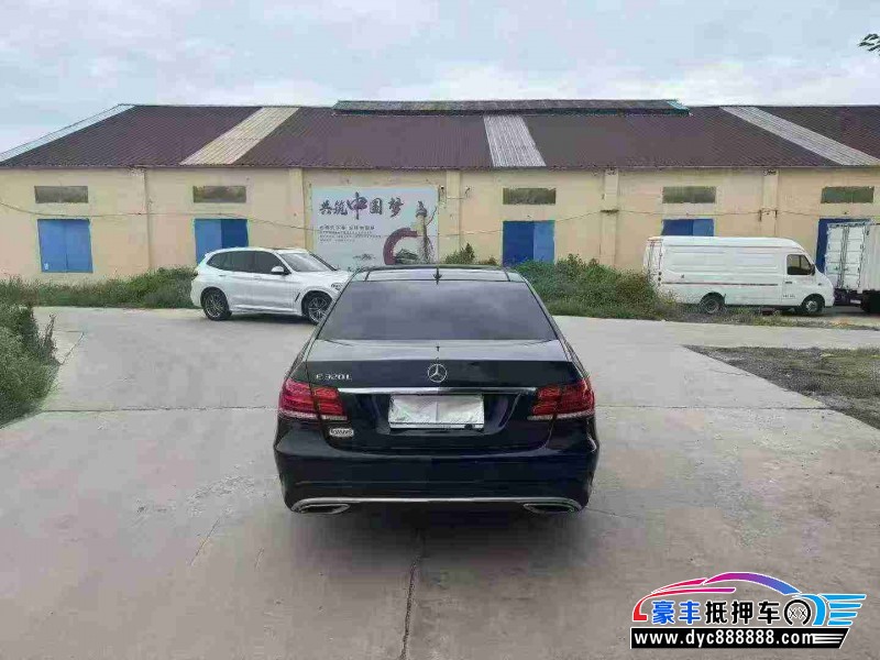 16年奔驰E轿车抵押车出售
