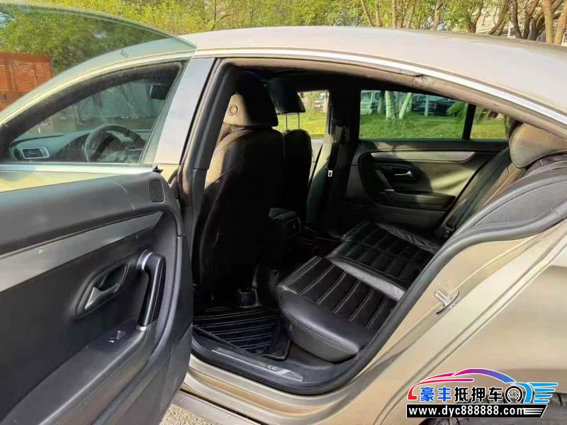 16年大众CC轿车抵押车出售