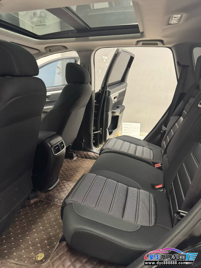 18年本田CR-V轿车抵押车出售