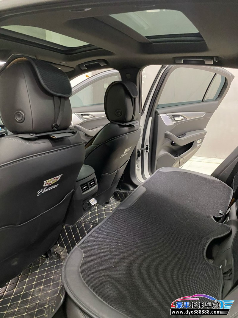 23年凯迪拉克CT5轿车抵押车出售