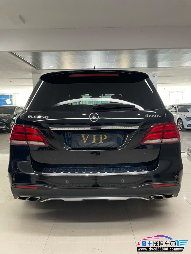 16年奔驰GLE轿车抵押车出售