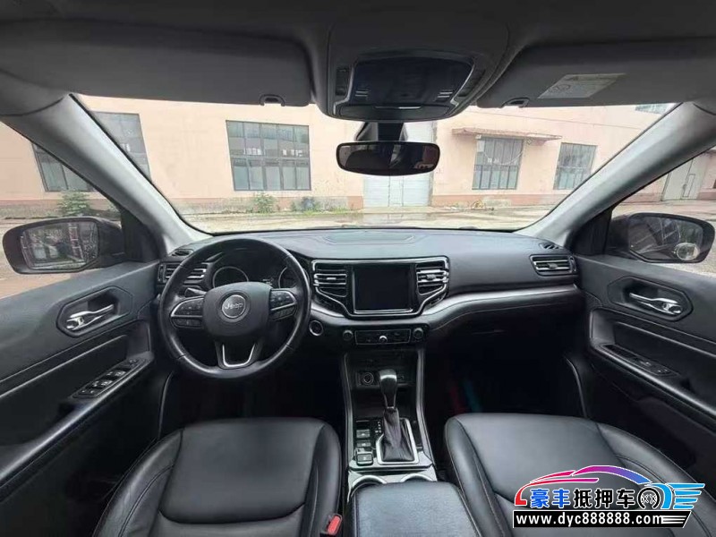 19年Jeep指挥官轿车抵押车出售