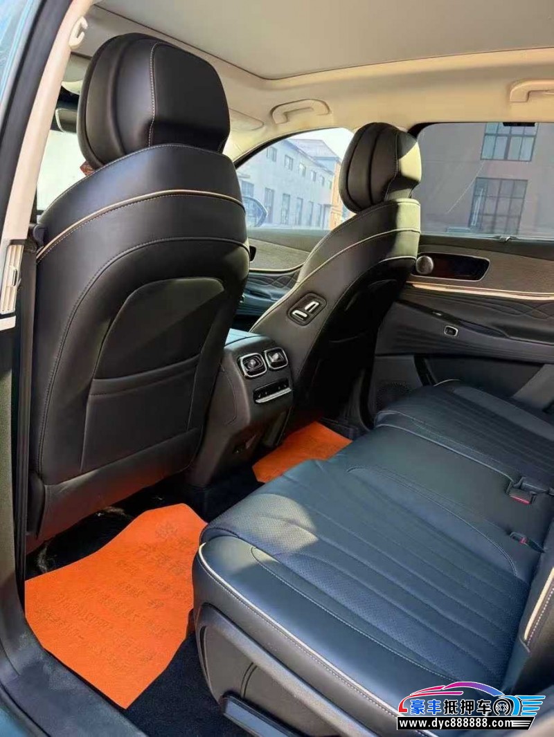 23年奇瑞瑞虎8轿车抵押车出售