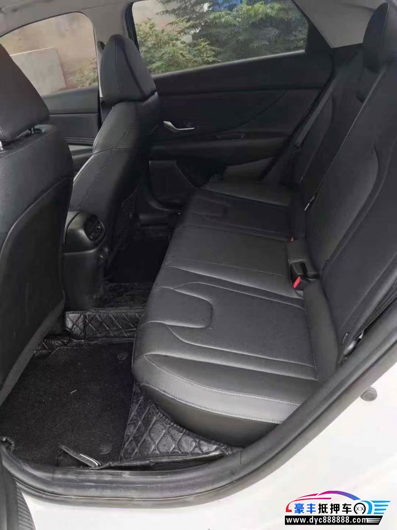 24年现代伊兰特轿车抵押车出售