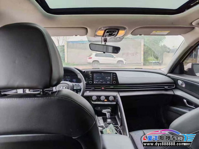 24年现代伊兰特轿车抵押车出售