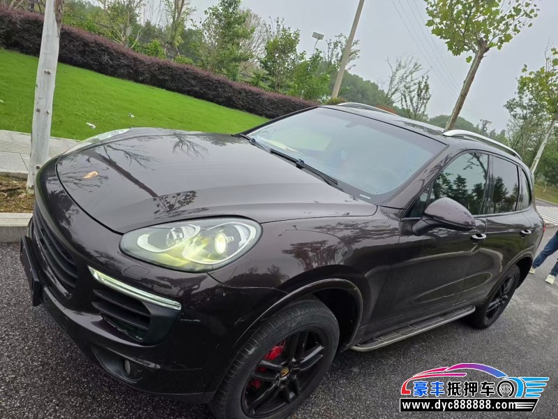 18年保时捷卡宴SUV抵押车出售