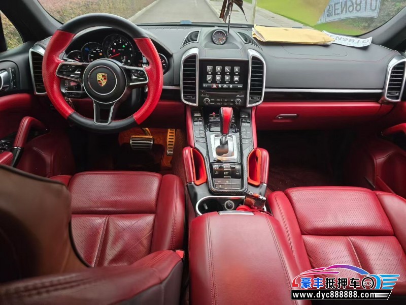 18年保时捷卡宴SUV抵押车出售