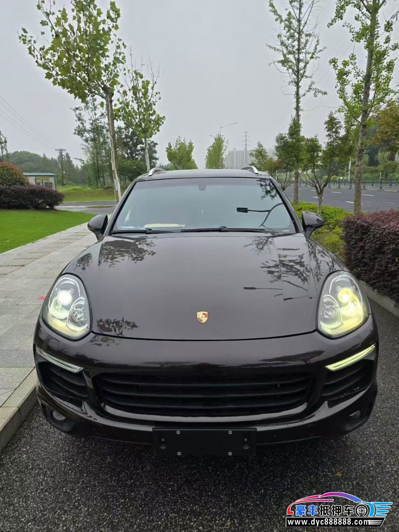 18年保时捷卡宴SUV抵押车出售