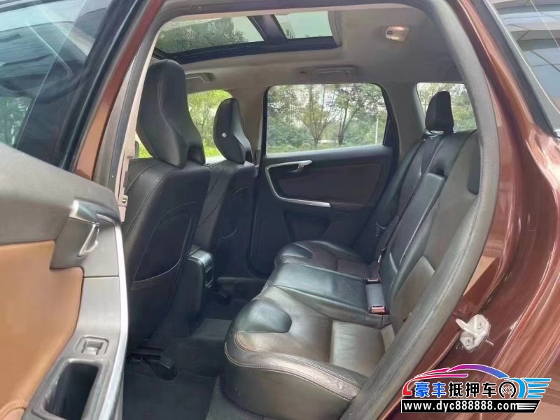 15年沃尔沃XC60轿车抵押车出售