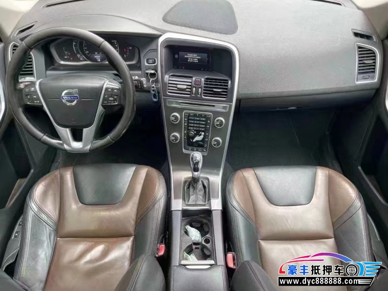 15年沃尔沃XC60轿车抵押车出售