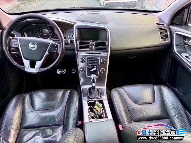 14年沃尔沃XC60轿车抵押车出售