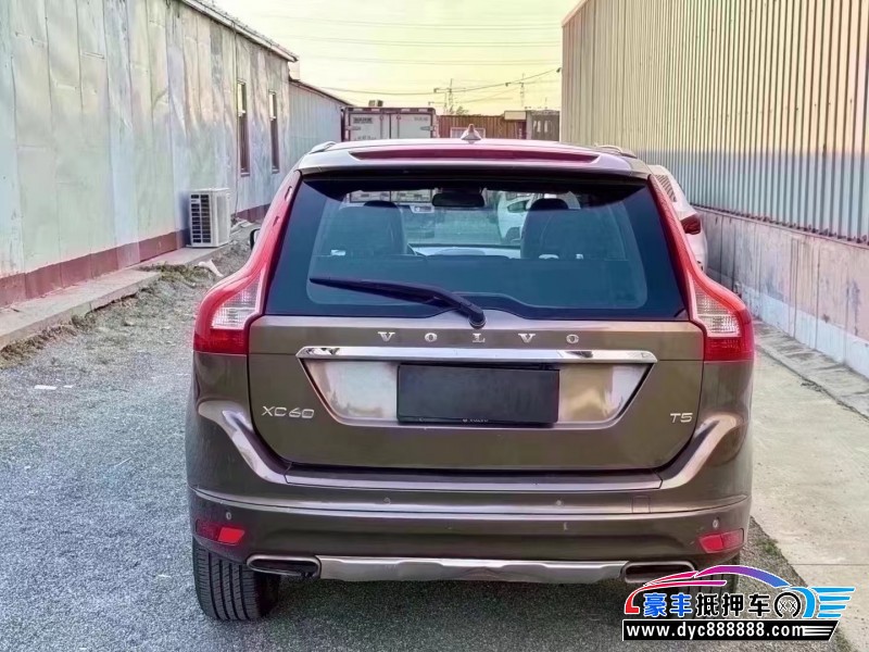 14年沃尔沃XC60轿车抵押车出售
