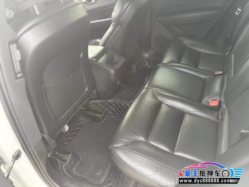 18年沃尔沃XC60轿车抵押车出售