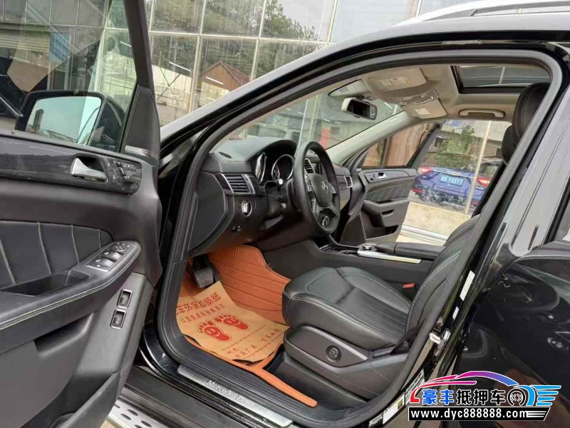 16年奔驰GLSSUV抵押车出售