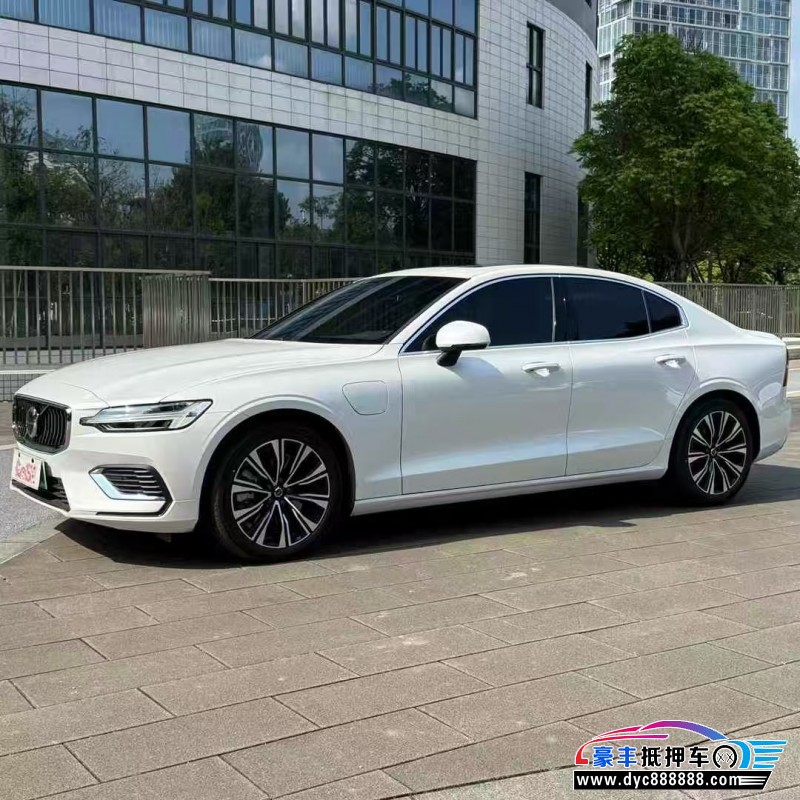 24年沃尔沃S60轿车抵押车出售