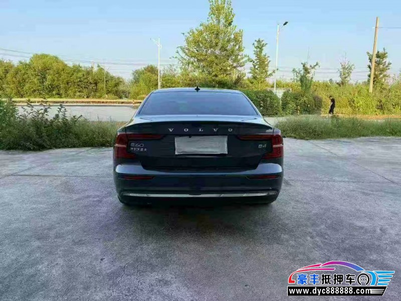 23年沃尔沃S60轿车抵押车出售