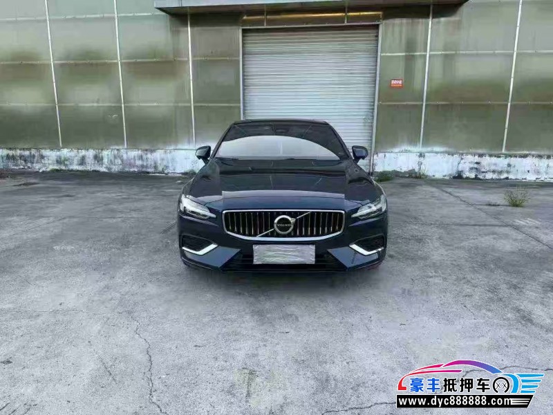 23年沃尔沃S60轿车抵押车出售
