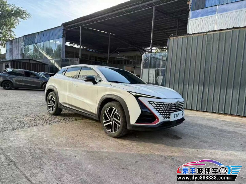 21年长安长安UNI轿车抵押车出售