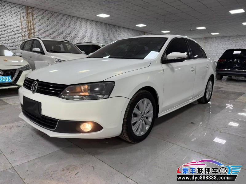 13年大众速腾轿车抵押车出售