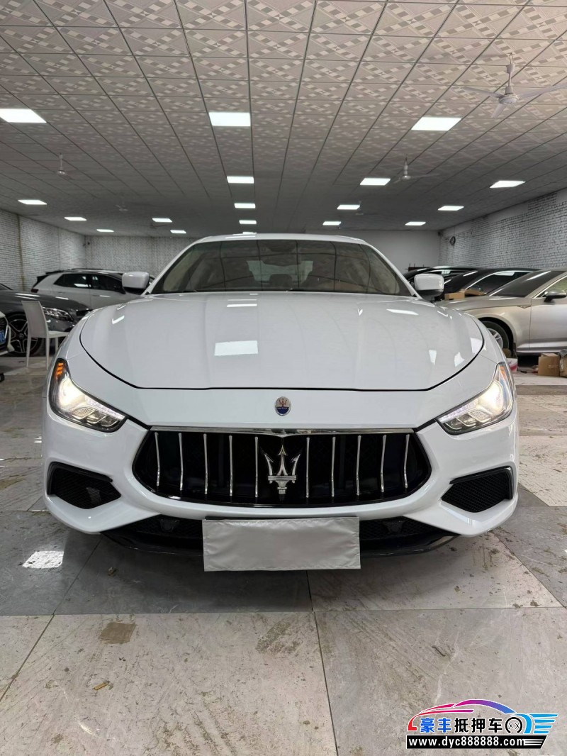 15年玛莎拉蒂Ghibli轿车抵押车出售