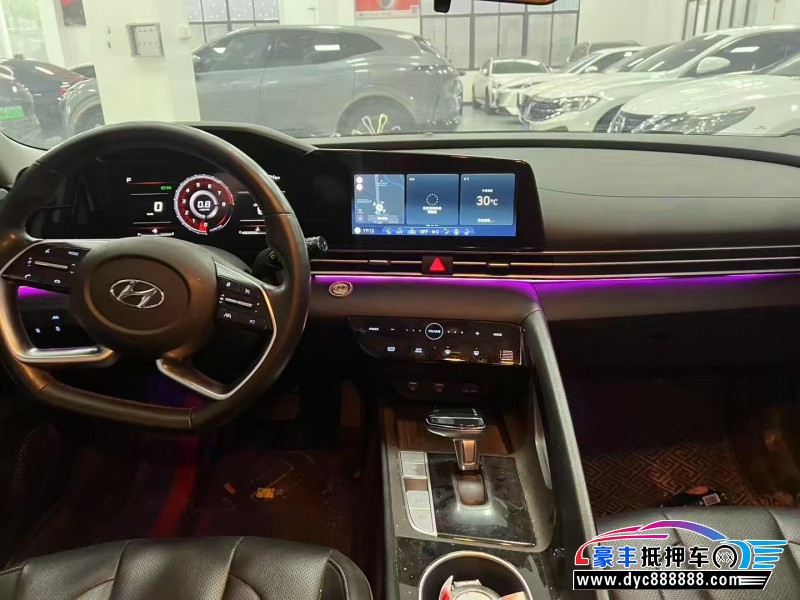 21年现代伊兰特轿车抵押车出售