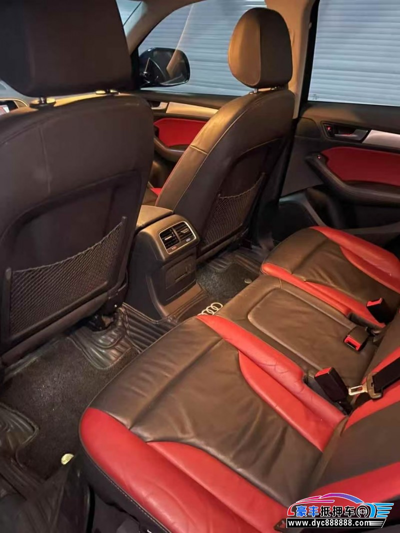 18年奥迪Q5轿车抵押车出售