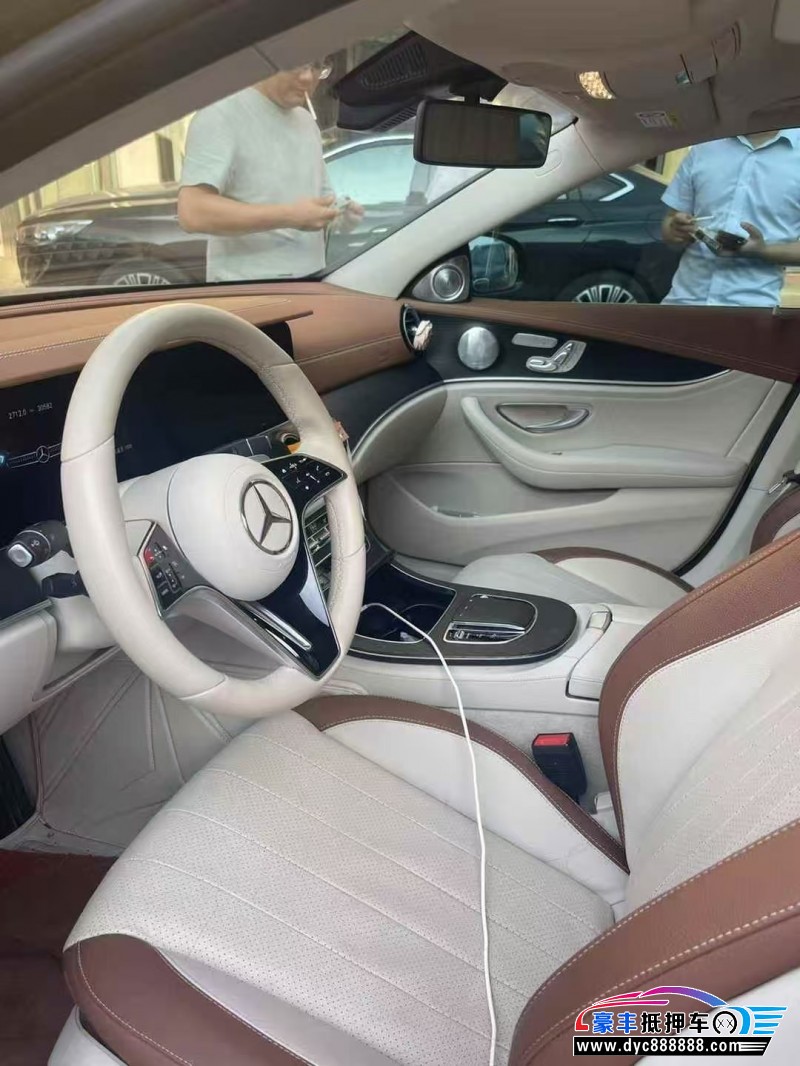 23年奔驰E轿车抵押车出售