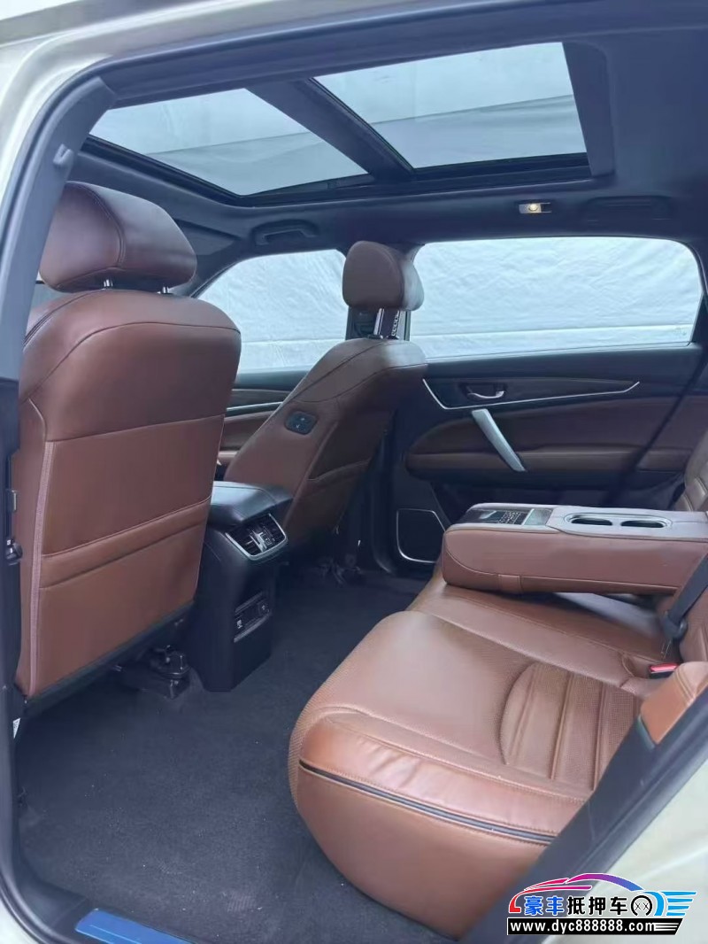 19年本田UR-V轿车抵押车出售