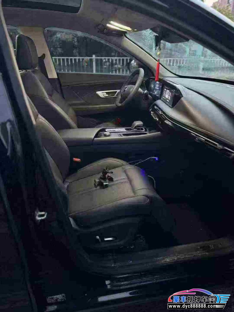 22年东风风神皓极轿车抵押车出售