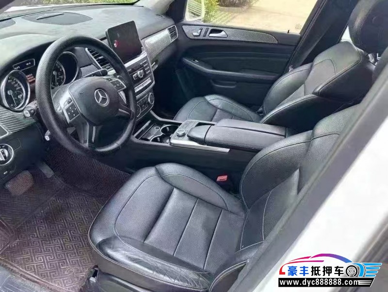 15年奔驰ML轿车抵押车出售