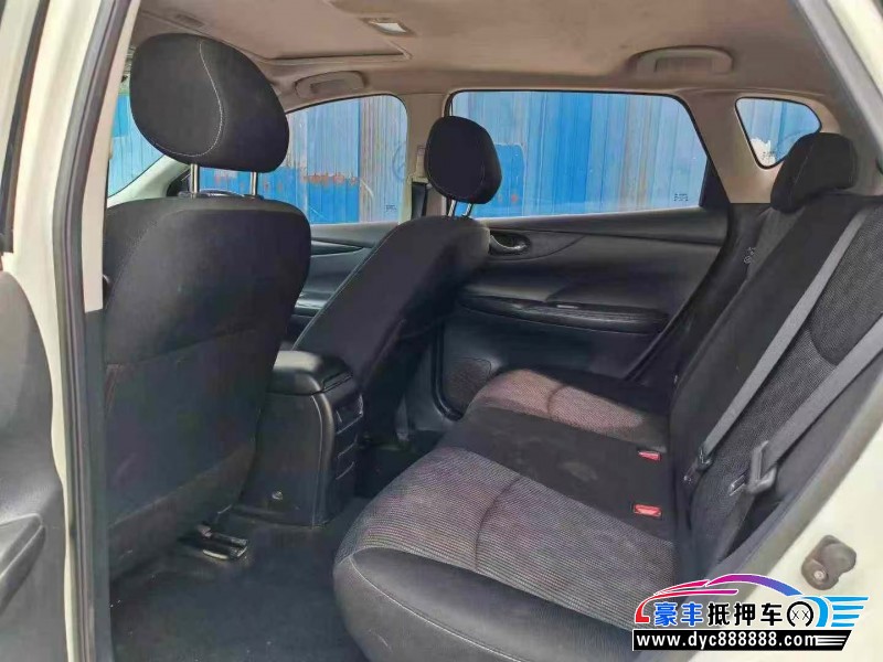 19年日产骐达轿车抵押车出售