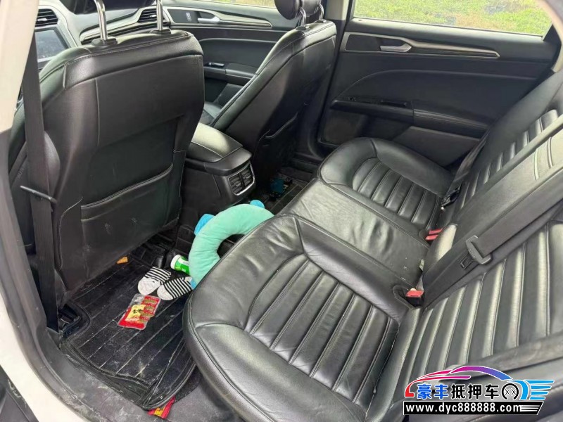 14年福特蒙迪欧轿车抵押车出售