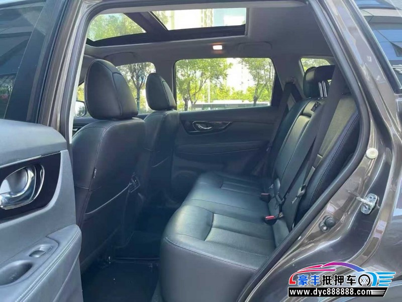 20年日产奇骏SUV抵押车出售