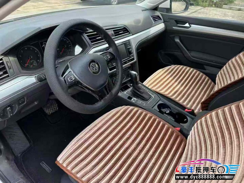 20年大众凌渡轿车抵押车出售