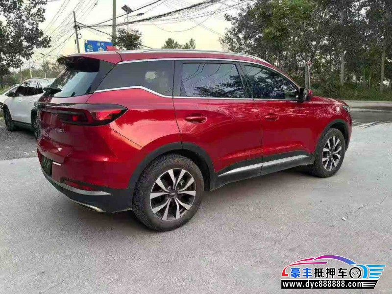 20年奇瑞瑞虎7轿车抵押车出售